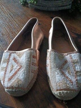 Sam Edelman Beaded Slip-On Espadrille Flats in Metallic Rose Gold and Cream